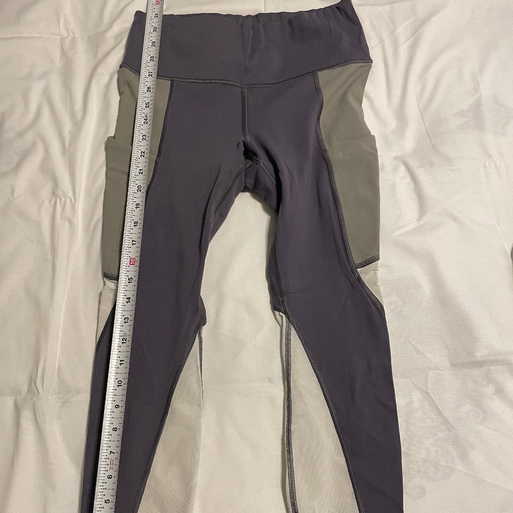 Athleta Legging with pockets